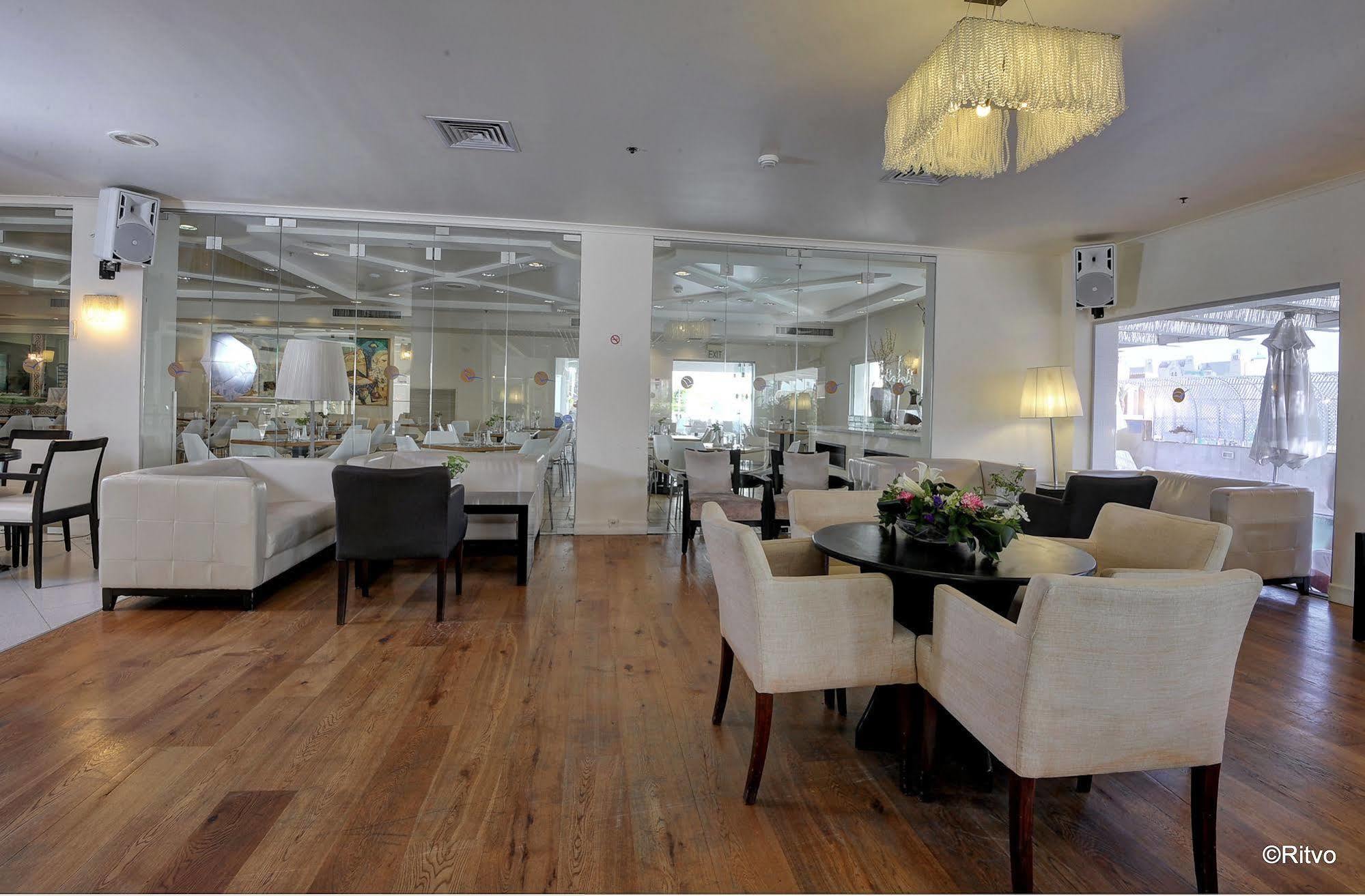 Brown Hotel 4*